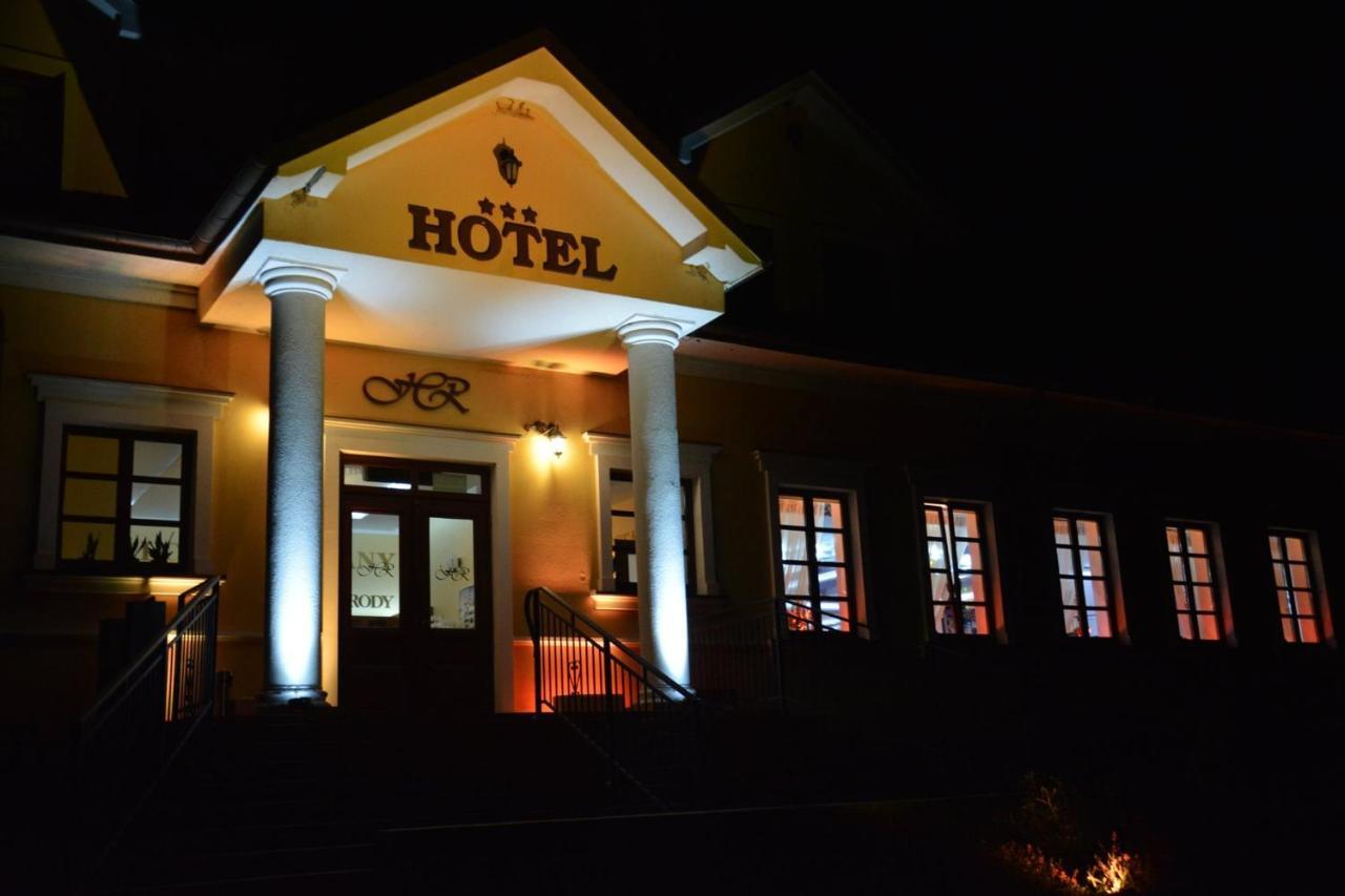 Hotel Rytwiany Eksteriør bilde