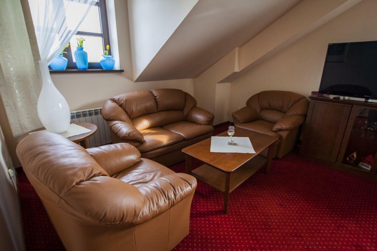 Hotel Rytwiany Eksteriør bilde
