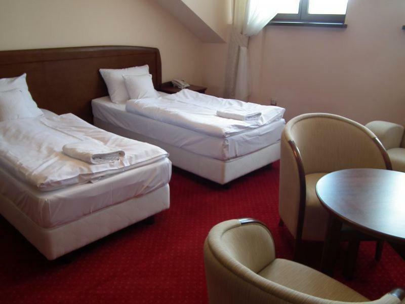 Hotel Rytwiany Eksteriør bilde