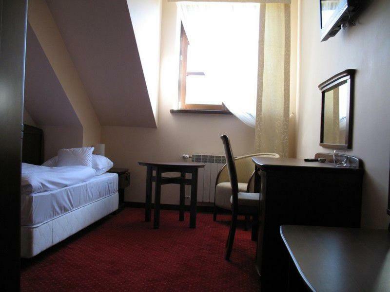 Hotel Rytwiany Eksteriør bilde